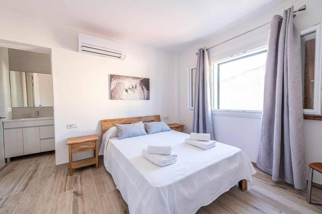 Villa Varon Blue *