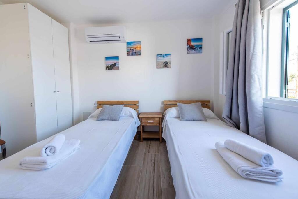 Villa Varon Blue *